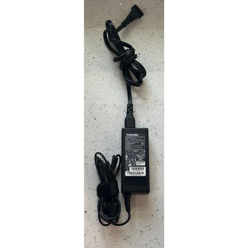 Power Charger AC Adapter for Toshiba PA3714U-1ACA PA3917U-1ACA 19V 3.42A 65W